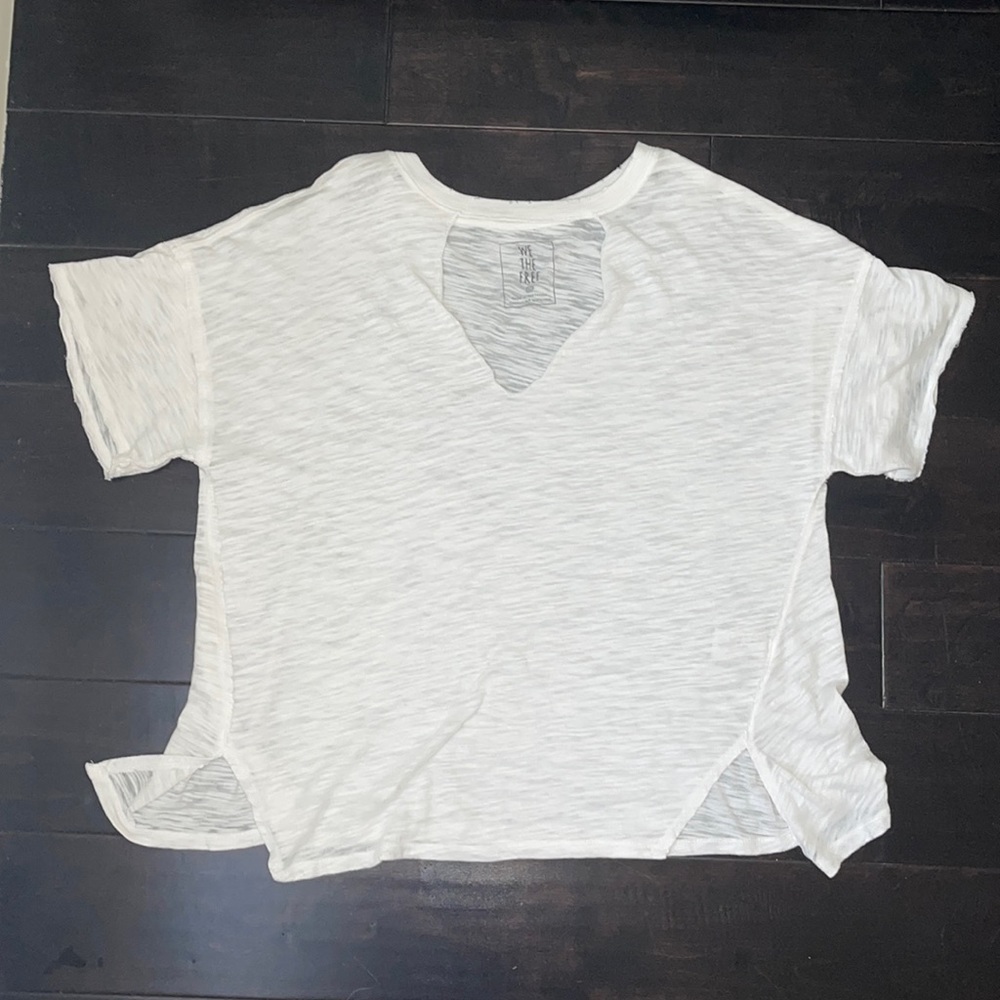 Free people V neck shirt size xs